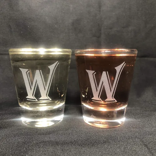 Miniatura 21 de Juego de 2 vasos de chupito con letras de monograma de 1.5 oz (B)