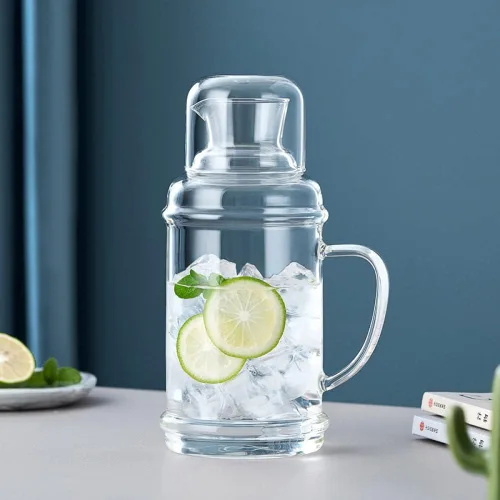 Miniatura 3 de Sizikato Jarra de agua clásica de vidrio ámbar de 36 onzas con vaso de cristal.