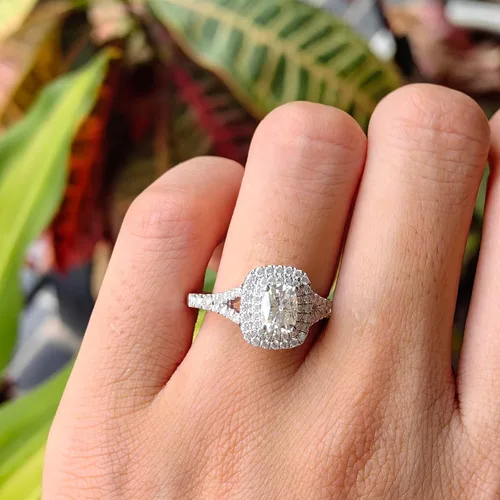 Miniatura 4 de DovEggs Anillo de compromiso con halo de moissanita y halo de moissanita de color H-I de plata de ley de 1 ct de 0.197 x 0.276in para mujer, Para