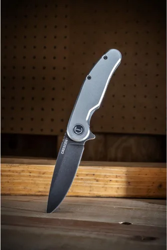 Miniatura 11 de Crescent Cuchillo de bolsillo de 3-1/4 pulgadas con hoja de punta caída y mango de aluminio - CPK325A