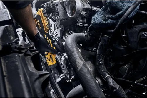Miniatura 2 de DEWALT ATOMIC 20V MAX* Trinquete inalámbrico, sin escobillas, 3/8 pulgadas, solo herramienta (DCF513B)