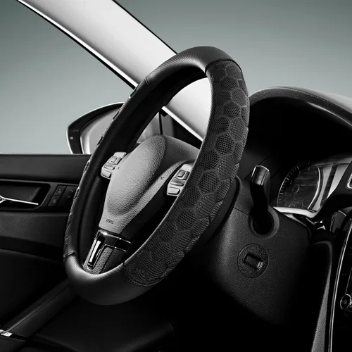 PIC AUTO Funda de volante de masaje, protector de volante de automóvil de cuero de material de patrón de fútbol negro, accesorios para interior de