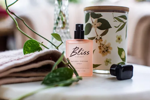 Miniatura 4 de RawChemistry Bliss by Raw Chemistry - Perfume con feromonas para mujer - Spray para mujer con feromonas - Bliss by Raw Chemistry Scent with