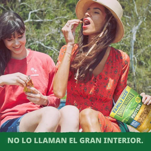 Miniatura 8 de Nature Valley Granola proteica, granola de avena y miel, bolsa resellable para aperitivos, tamaño familiar, 17 onzas