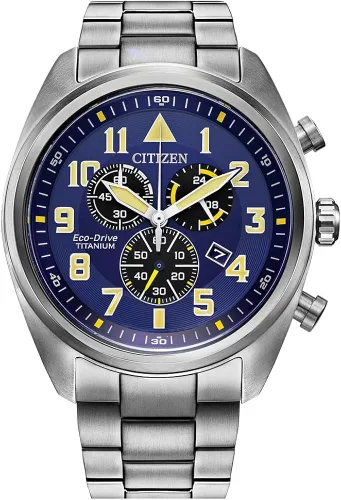 Citizen Reloj deportivo casual de conducción ecológica súper titanio para hombre, Color plateado y azul., talla única , Deportivo casual