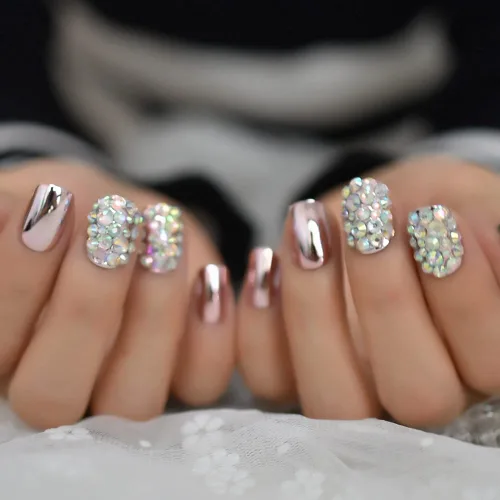 Miniatura 4 de Coolnail - Puntas de uñas postizas de acrílico rosa metálico sexy, strass rosa claro, espejo decorativo brillante, uñas artificiales cortas L5538
