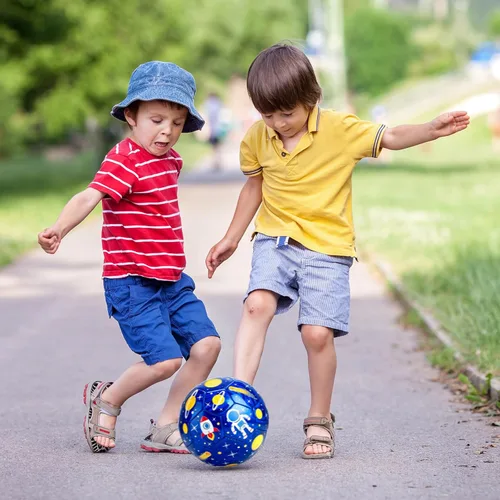 Miniatura 9 de INPODAK Balón de fútbol tamaño 3 para niños pequeños, bola azul de astronauta de dibujos animados para niños de 2 a 8 años, pelotas de fútbol