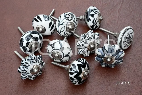 Miniatura 2 de JGARTS Juego de 20 tiradores de cerámica pintados a mano en blanco y negro vintage de calabaza y pomos redondos para cajones (20)