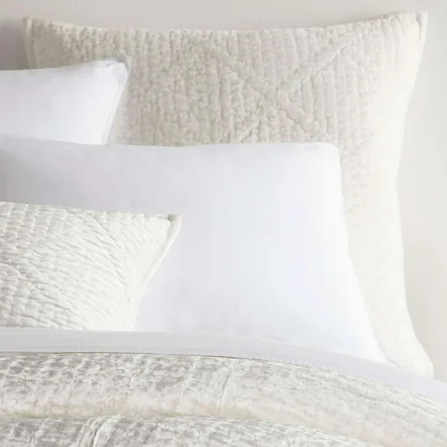 Pine Cone Hill Parisienne Velvet Dove White - Funda acolchada blanca, tamaño estándar, patrón sólido blanco