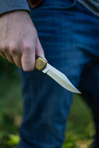 Miniatura 9 de Uncle Henry LB7 Bear Paw - Cuchillo de bolsillo tradicional con punta de clip de 3.7 pulgadas, hoja SS de alto carbono, mango de madera, refuerzos