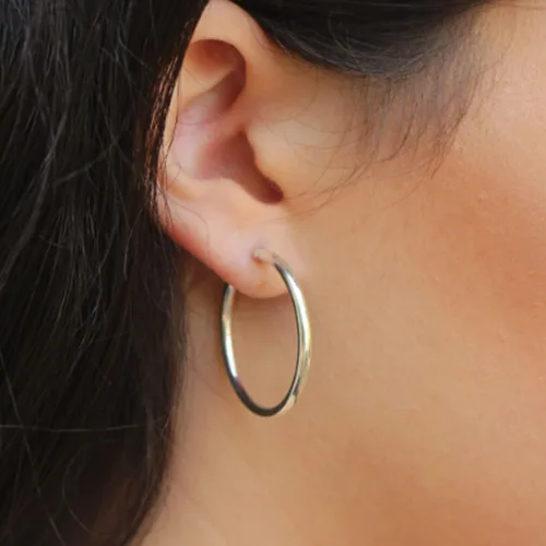 Miniatura 2 de Aretes de aro redondos de plata de ley (1.181 in de diámetro), Plata de ley, No es una piedra preciosa