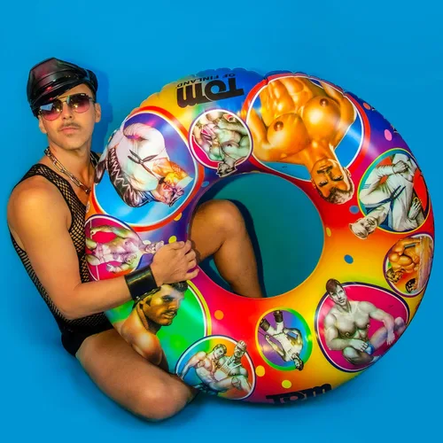 Miniatura 2 de Tom de Finlandia Gay Flotador de piscina