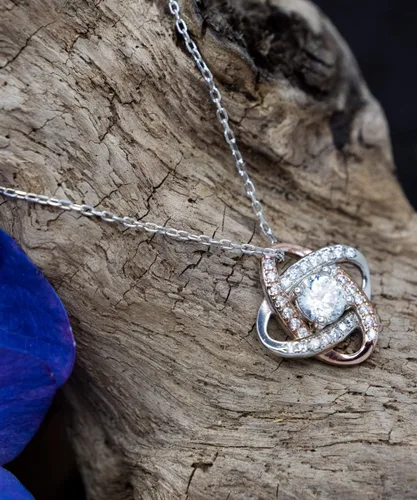 Miniatura 4 de Collar para mamá Eres mi mejor amiga y confidente en cada paso del camino - Regalo para madres nudas de amor de color oro, Zinc chapado en plata.