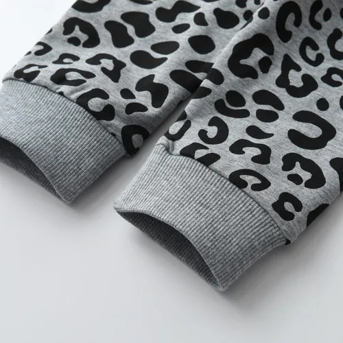 Miniatura 7 de Siracend Conjunto de ropa de 2 piezas para niña con diseño de corazón texturizado con volantes, sin botones de manga larga y lazo frontal