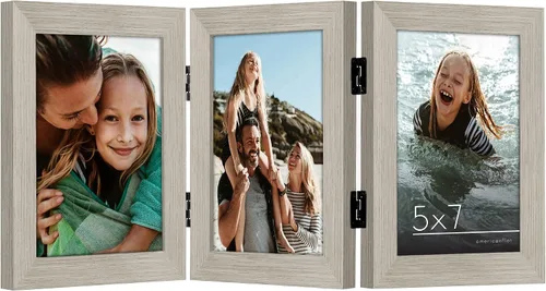 Miniatura 28 de Armazón de fotos con bisagra y frente de vidrio. Fabricado para exhibir dos fotos de 4 x 6 pulgadas, se para de manera vertical en el escritorio