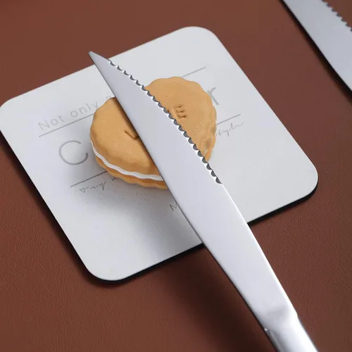 Miniatura 6 de Kyrtaon - Juego de cuchillos para carne, cuchillos afilados de acero inoxidable, juego de 8 cuchillos de cena, aptos para lavavajillas, resistentes