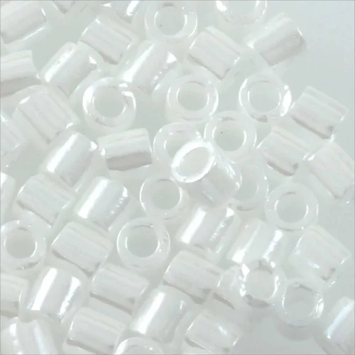 Miniatura 2 de Miyuki Delica Seed Bead 8/0 Opaque White Luster (tubo de 0.11 oz)