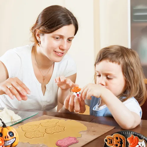 Miniatura 2 de Cortadores de galletas de Halloween, 8 sellos de galletas con linda calabaza, fantasma, gato, cráneo, búho, bruja y ataúd, impresión 3D mini