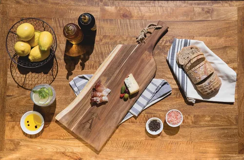 Miniatura 3 de PICNIC TIME Monogram - A - Tabla de embutidos de acacia personalizada de 24 pulgadas con borde de madera cruda, tabla de queso, plato para servir