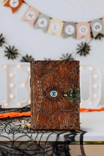 Miniatura 5 de SH SHIFAA HANDICRAFT Hocus Pocus, libro de hechizos Hocus Pocus, libro de hechizos Hocus Pocus, decoración de Halloween, decoración de diario