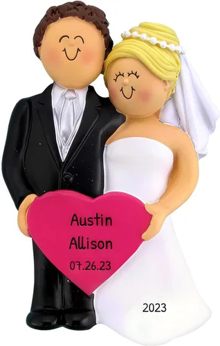 Miniatura 3 de Adorno personalizado de casado de nuestra primera Navidad 2025 Nombre y año personalizados Recuerdo de boda rubia de novia y novio morena Boda