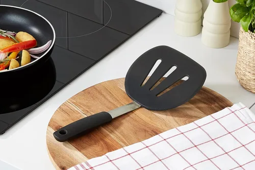 Miniatura 3 de OXO Good Grips espátula/espumadera de panqueque de nailon flexible, ninguno , Negro
