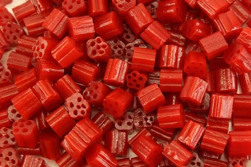 Miniatura 6 de Planet Sweets Bocados de regaliz negro, 1.5 libras, caramelos masticables clásicos a granel