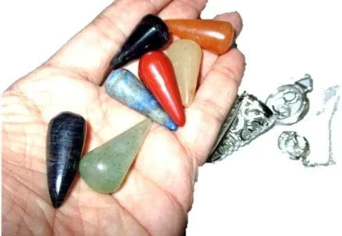 Miniatura 8 de Jet International Jaula Chakra Péndulo 2" Cono de Chakra Intercambiable Plata con Bolsa de Divinación Wicca SíNo Pagano (Om)