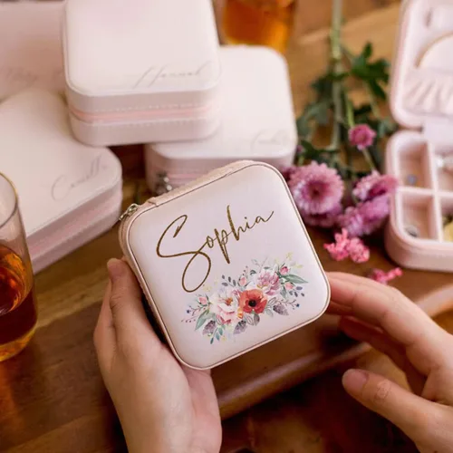 Miniatura 2 de DayOfShe Regalos de propuesta de dama de honor, caja de joyería de viaje personalizada, organizador de joyas pequeño de cuero para regalo de dama