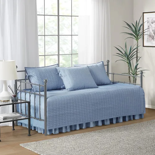 Comfort Spaces Funda para sofá cama de lujo de doble cara - Acolchado, ropa de cama acogedora para todas las estaciones con falda de cama, fundas a