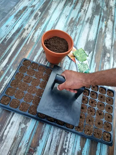 Miniatura 4 de Somos el excavador de suelo original de 24 agujeros y espaciador de semillas para plantar semillas Nueva herramienta de jardín, regalo