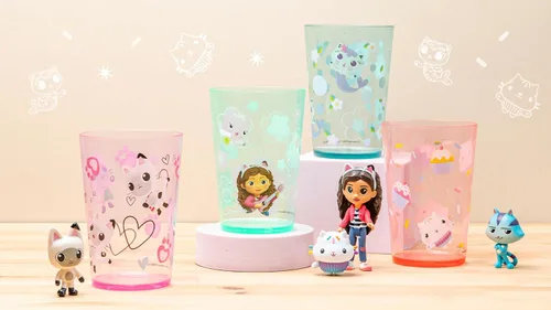 Miniatura 10 de Zak Designs DreamWorks Gabby's Dollhouse Juego de Vasos Anidables para el Hogar, Vasos de Plástico sin BPA de 14.5oz, Paquete de 4