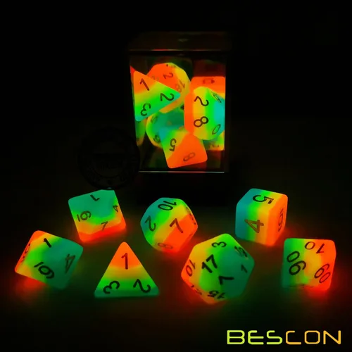 Miniatura 3 de Bescon Fantasía Arco Iris Brillante Dados Poliédricos 7pcs Set Caramelo de Medianoche, Juego de dados RPG Luminoso Resplandor en la oscuridad