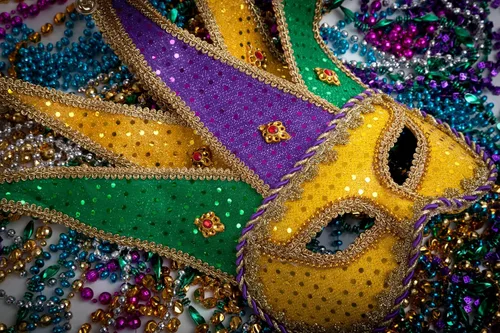Miniatura 8 de GiftExpress 100 collares de cuentas metálicas de Mardi Gras para recuerdos, desfile de Año Nuevo, celebraciones del día de San Patricio