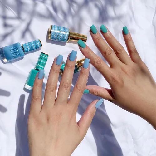 DND - Juego de esmaltes de gel DC, colección azul, esmalte de gel UV/LED y esmalte de uñas secado al aire, dúo de esmalte a juego sin astillas, 0.5