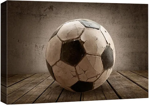 Miniatura 22 de .Wall26, lienzo de pared con pintura de pelota de tenis sobre piso de cancha. Balón de fútbol