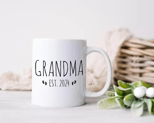 Miniatura 4 de Taza con texto en inglés "Grandma Est 2024 Promoted To Grandmother Grandma To Be Cup For Pregnancy Announcement" de 11 onzas, color blanco