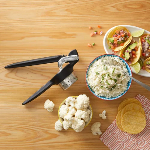 Miniatura 7 de Chef’n FreshForce. Prensador de patatas, pasapuré y prensa de verduras – Rallador de patatas de alta resistencia con mecanismo de doble engranaje