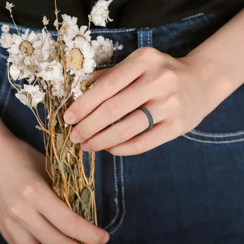 Miniatura 5 de Egnaro - Anillo de boda de silicona para mujer alianzas de boda de goma trenzada delgada y apilable material no tóxico y seguro para la piel