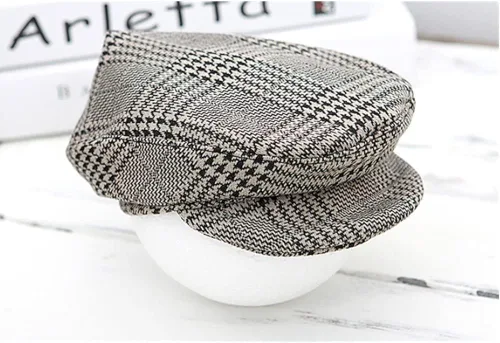 Miniatura 3 de Coberllus Accesorios para fotos de bebé recién nacido tela a cuadros para niños gorra plana y pantalones con tirantes