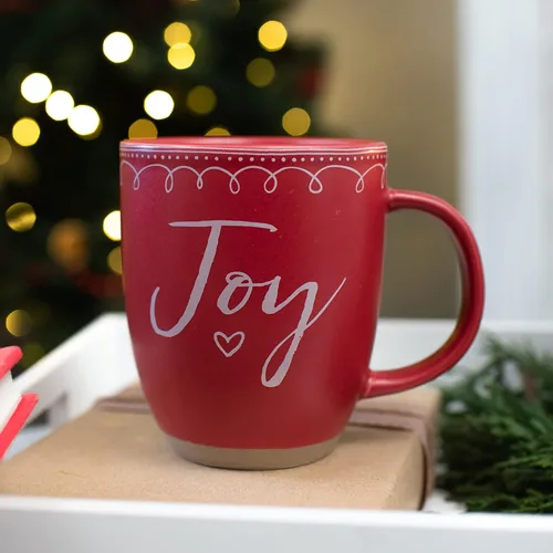 Miniatura 6 de Elanze Designs Joy Raw Clay Bottom Roja Taza de Café de Cerámica Navideña de 16 Onzas