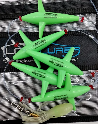 Miniatura 7 de Lobo Lures #401 Teaser de atún con forma de margarita, cadena de 400 libras, líder de 500 libras, sacacorchos giratorio y bolsa de almacenamiento