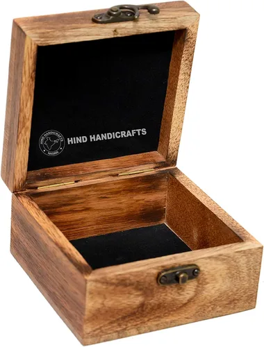 Miniatura 3 de Urna de madera antigua hecha a mano con grabado del árbol de la vida tallada a mano para mujeres y hombres, joyas Acentos de decoración del hogar