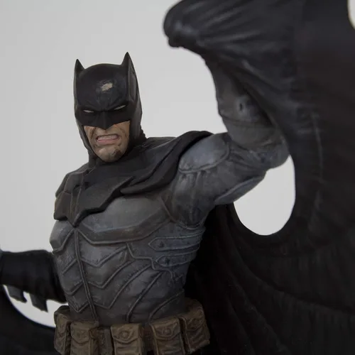 Miniatura 5 de San Diego Comic-Con 2019 DC Heroes Batman Damned: Batman Statue