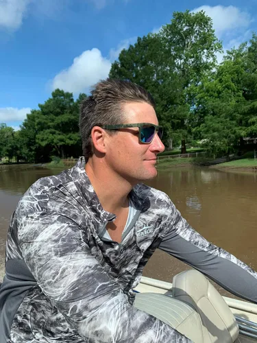 Miniatura 4 de HUK Gafas de sol, lentes polarizadas con marcos de rendimiento, gafas de sol para pesca, deportes y exteriores Espejo verde (clinch) / Subphantis