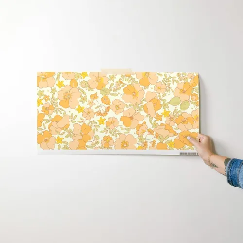 Miniatura 7 de Papel tapiz para despegar y pegar, diseño floral vintage de los años 70, flores amarillas melocotón, papel tapiz extraíble personalizado Spoonflower