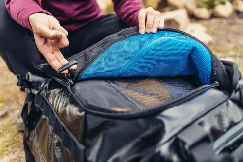 Miniatura 10 de Gregory Alpaca - Bolsa de lona resistente al agua para viajes de aventura y equipo con cubo de embalaje incluido, Negro obsidiana, 100L