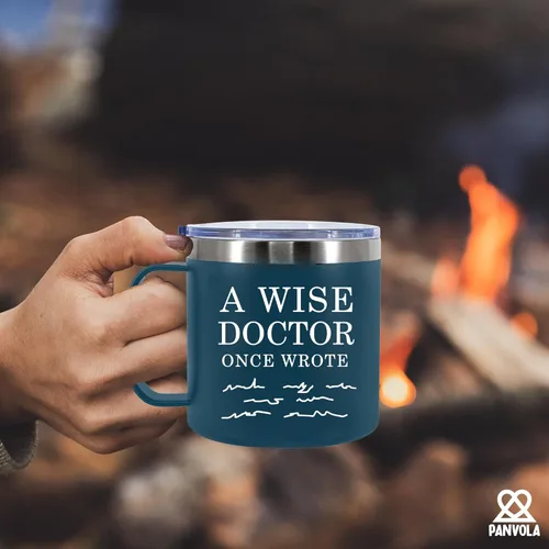 Miniatura 7 de A Wise Doctor Once Wrote Taza de café aislada de 14 onzas con asa y tapa, regalos para médico, estudiante de medicina, médico, médico, médico, Azul