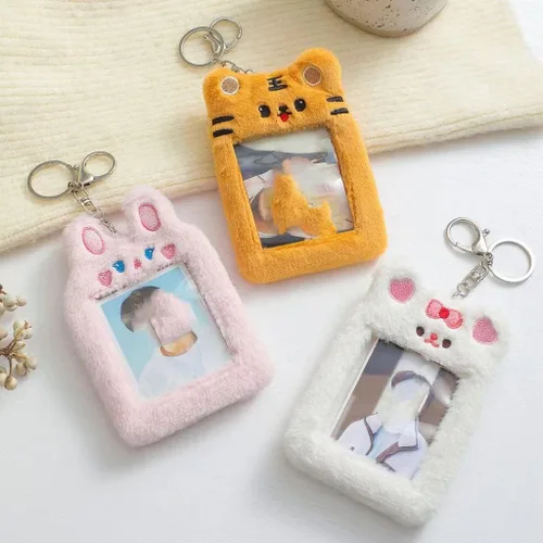 Miniatura 5 de Kawaii Bear Tiger Bunny - Soporte para tarjeta de fotos de felpa Kpop ID de crédito, tarjeta de autobús, funda protectora con colgante de foto (rosa)