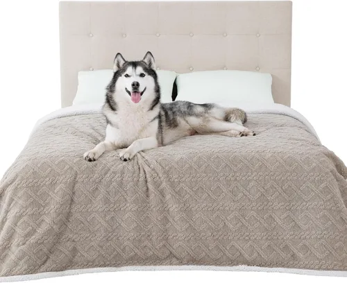 Miniatura 12 de Bedsure - Mantas impermeables para perros grandes - Manta para mascotas para protector de sofá lavable, manta de forro polar de coral jacquard